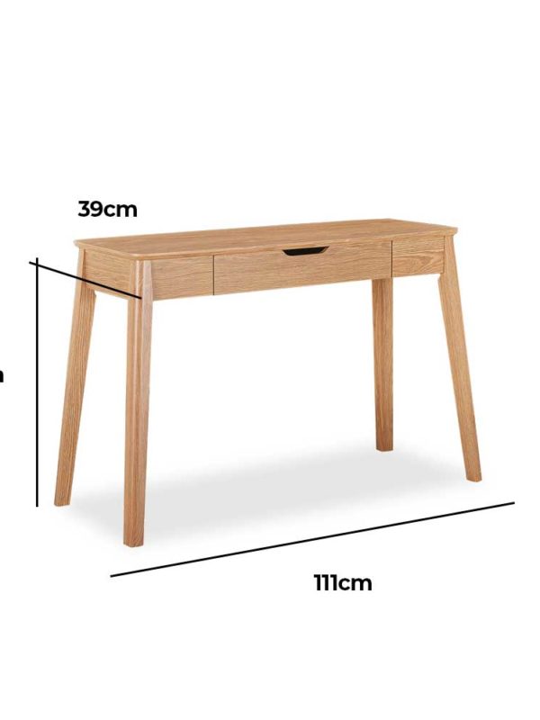 Niva desk has scandinavian inspired style and a simple design with warm oak undertones.